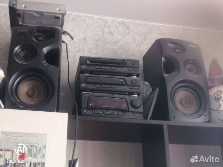 Музыкальный центр