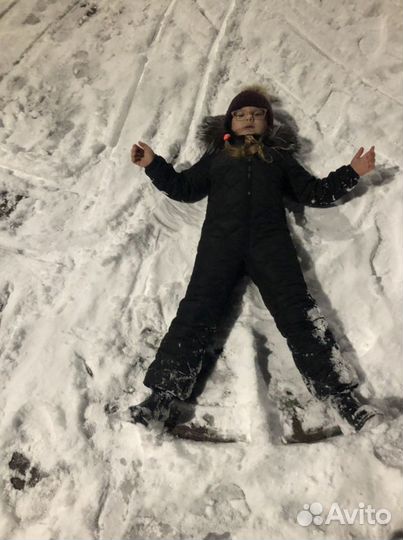 Зимний комбинезон для девочки