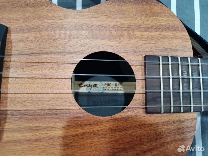Укулеле enya EUC-X1 гавайская гитара