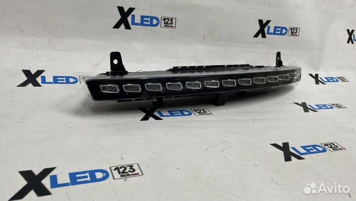 Поворотник дхо Audi Q7 Q 7 правый 12 pin