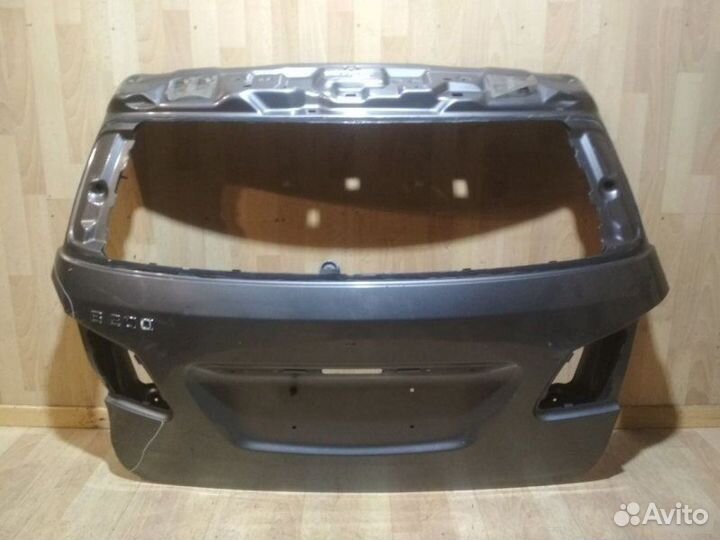 Крышка багажника Mercedes Benz W246