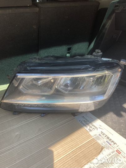 Продам фару левую на volkswagen tiguan