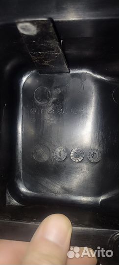 А1688050341 пластик в багажник w168