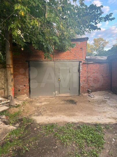 Гараж, > 30 м²