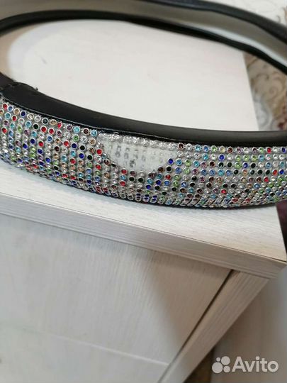 Оплетка на руль со стразами