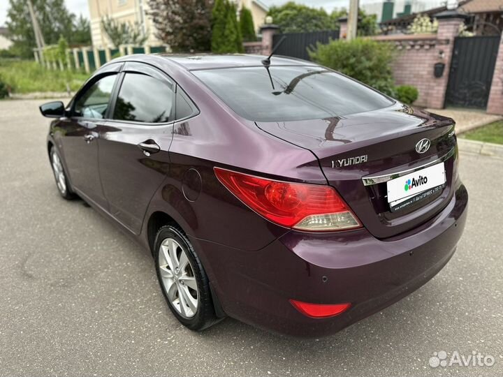 Hyundai Solaris 1.6 AT, 2011, 197 800 км