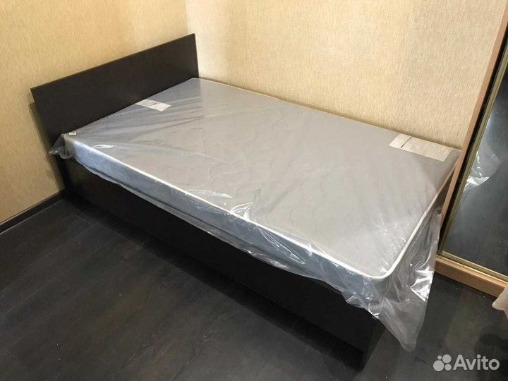 Кровать новая