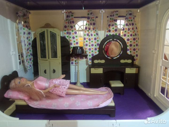 Домик кукольный