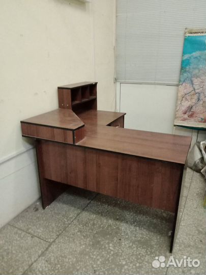 Компьютерный стол б/у для офиса