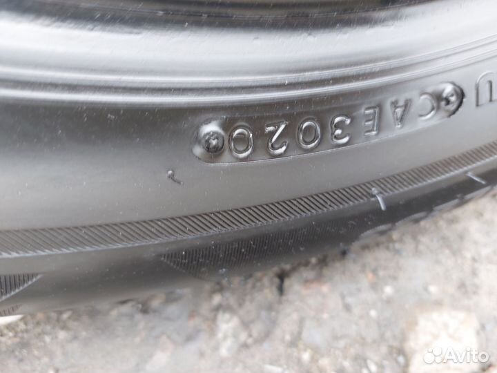 Bridgestone Blizzak VRX2 175/65 R15 84Q