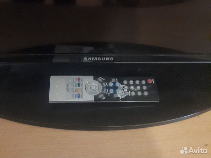 Телевизор samsung 102см