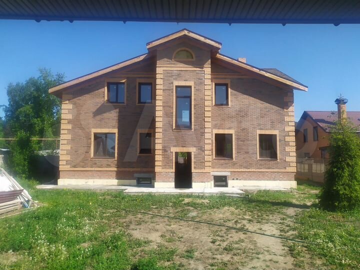 Дом 365 м² на участке 11,5 сот.