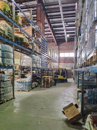 Склад, 2727 м²