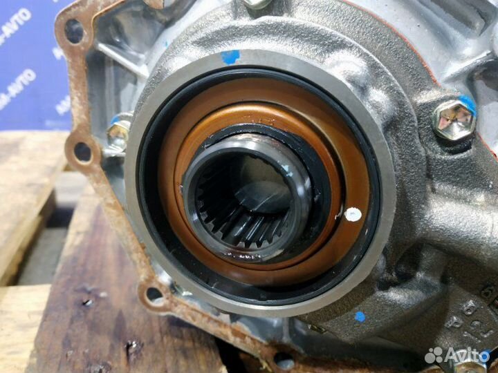 Раздаточная коробка Toyota Hiace TRH219 2TR-FE