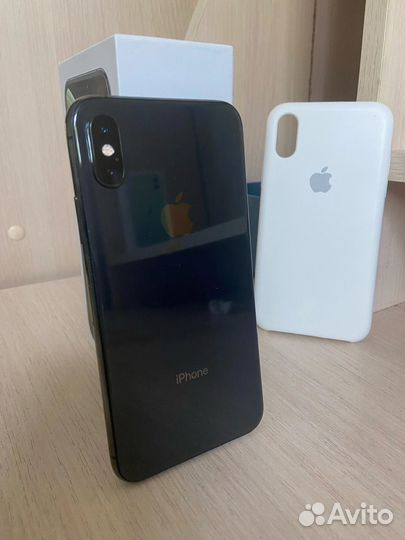 iPhone Xs, 64 ГБ