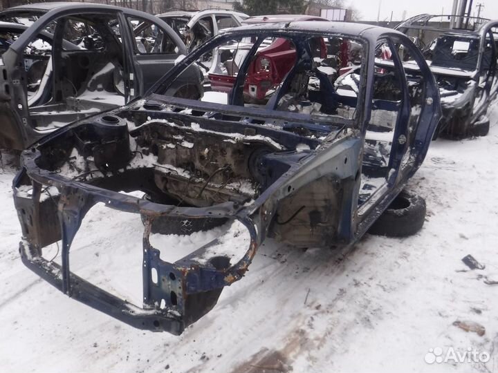 Четверть лонжерон передняя правая Rover 25 2000