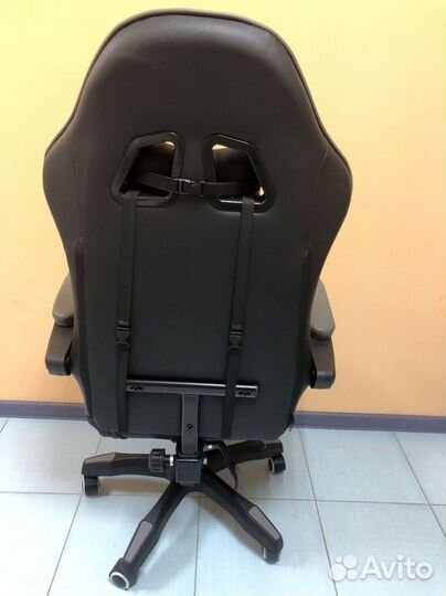 Кресло для игр. Игровое кресло с массажем