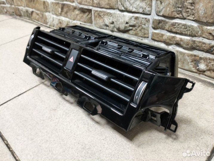 Дефлектор воздушный передний Land Rover Discovery