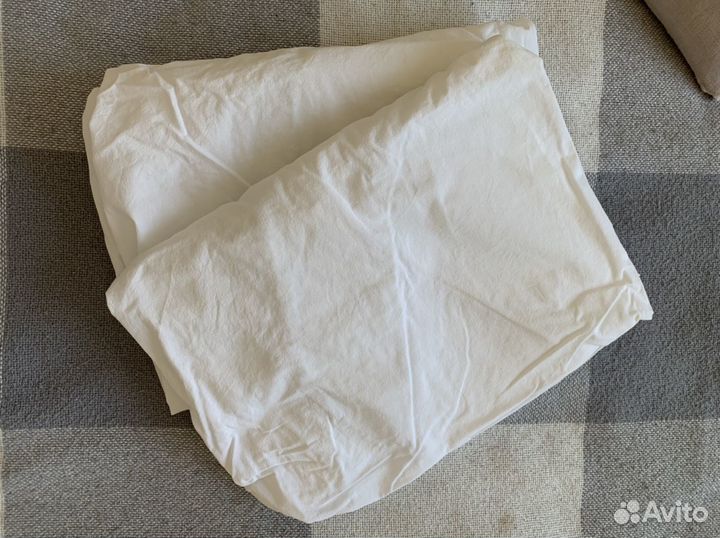 Простыни, наволочки и подушка детские