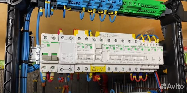 Сборка электрощитов и шкафов управления, по науке