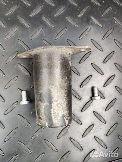 Bmw e39 демпфер глушителя