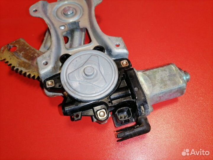 Стеклоподъемник задний левый Infiniti Fx35 S50