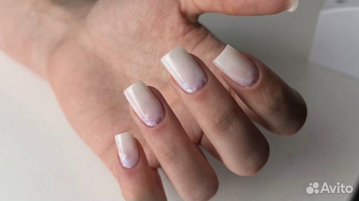 Маникюр с покрытием гель-лаком