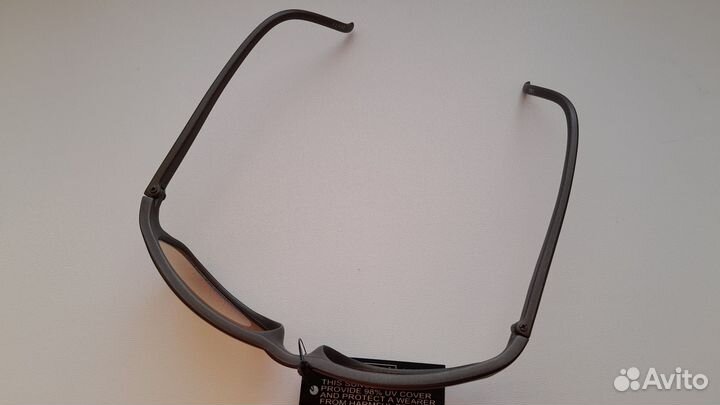 Очки спортивные