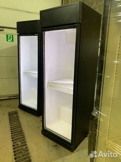 Холодильный шкаф под напитки