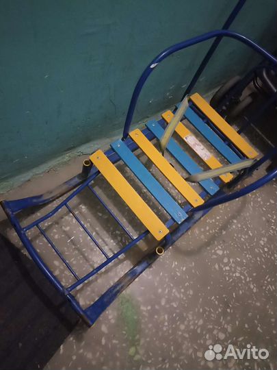 Детские санки с ручкой