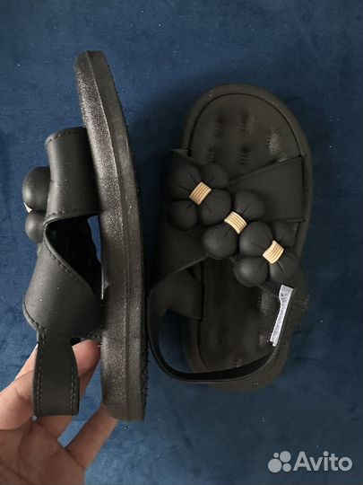 Сандалии для девочки