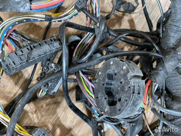 Проводка салона Mercedes-Benz 320Te S124 M104.992