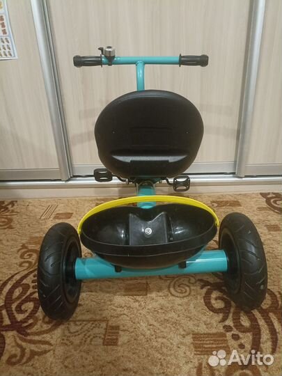 Детский трехколесный велосипед