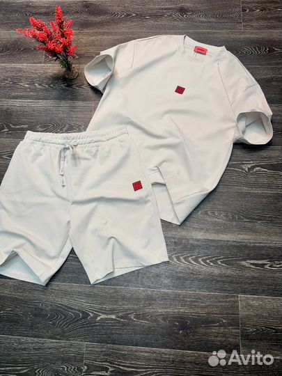Костюм шорты футболка Hugo Boss