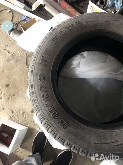 Yokohama 104ZR 235/65 R17
