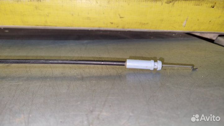 Трос замка двери Toyota Corolla E150 1.6 2007