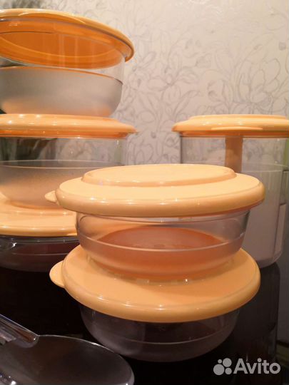 Набор контейнеров