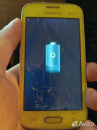 Телефон Samsung GT-S7262