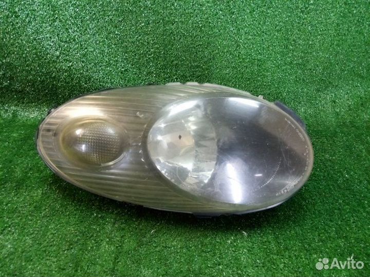 Фара передняя левая Nissan Micra K12 CR12DE 2008