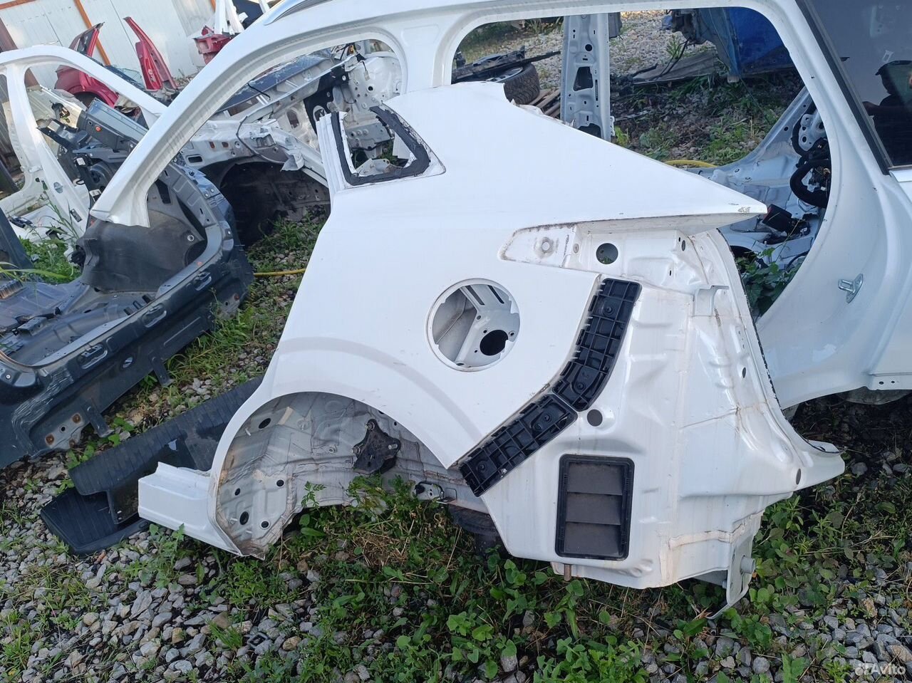 Крыло заднее левое Чанган Уни-К Uni K