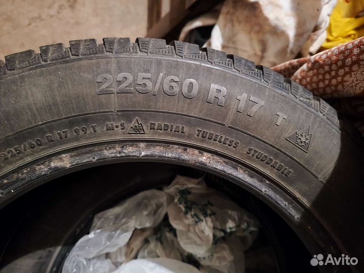 Continental Conti4x4IceContact 225/60 R17 99T