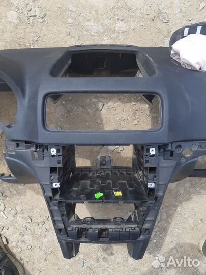 Торпедо Skoda Yeti