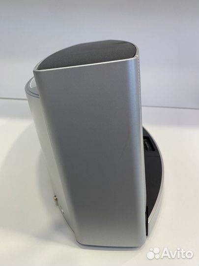 Цифpовaя музыкальная cиcтема SоundDосk 10