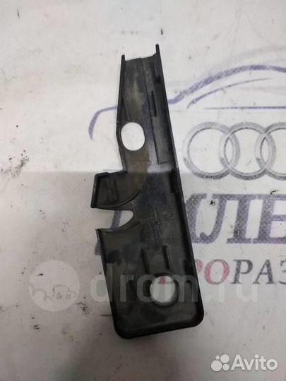 Кронштейн (сопут. товар) Audi A6 (C5) 1997-2004