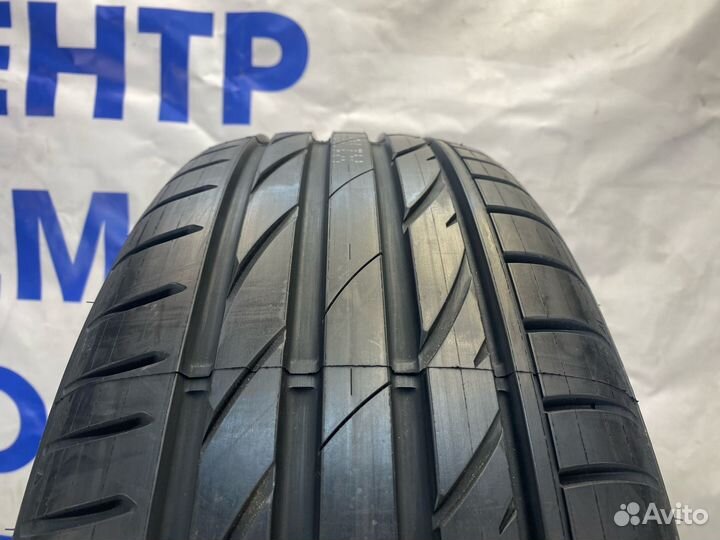 Maxxis Victra Sport VS5 225/40 R19 93Y