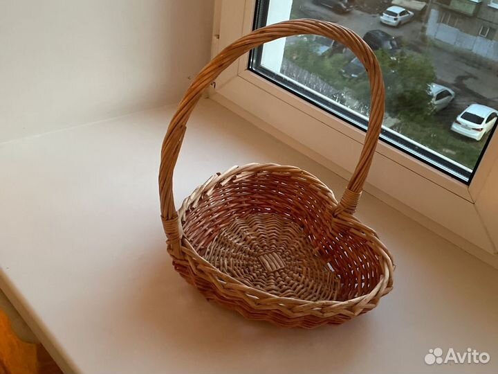 Корзина для упаковки подарка