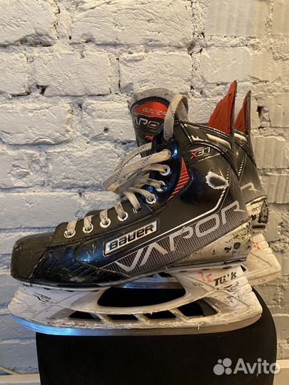 Хоккейные коньки bauer vapor x3,7 размер 9,5D