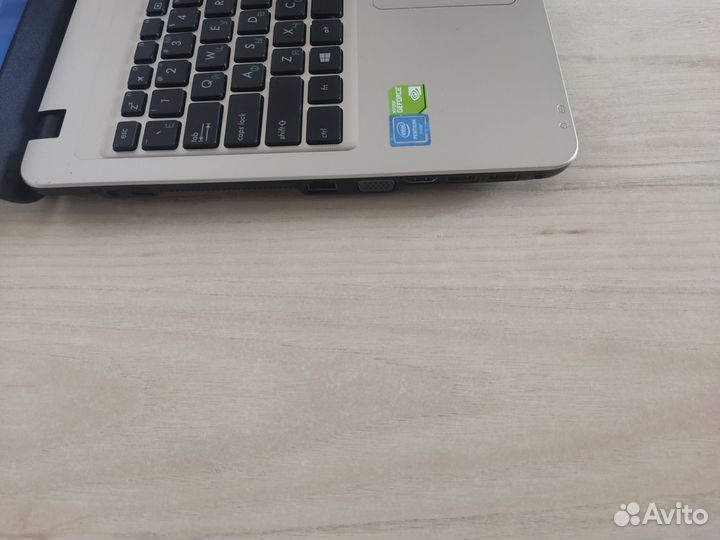 Скоростной, игровой Asus,SSD 240Gb, Geforce 810M