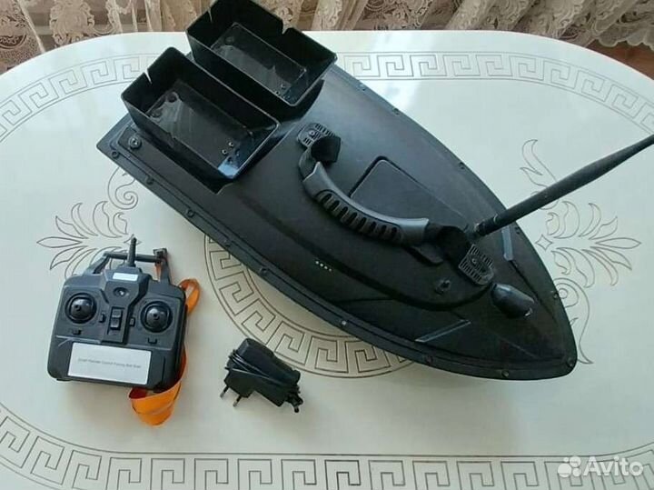 Прикормочный кораблик бу