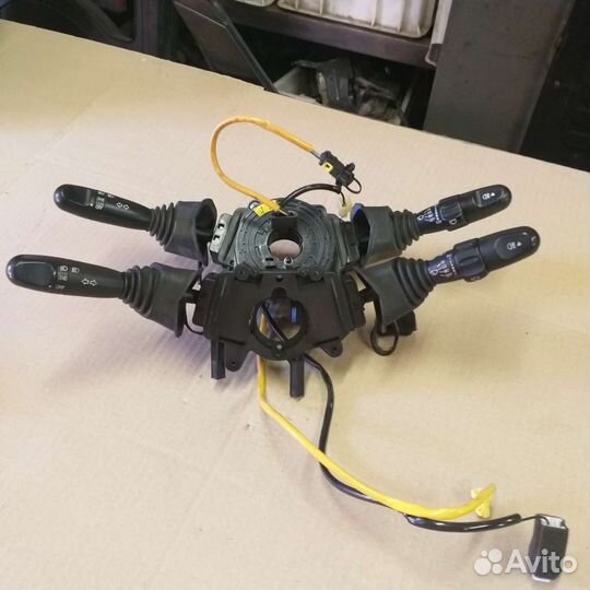 Переключатель подрулевой шевроле лачетти